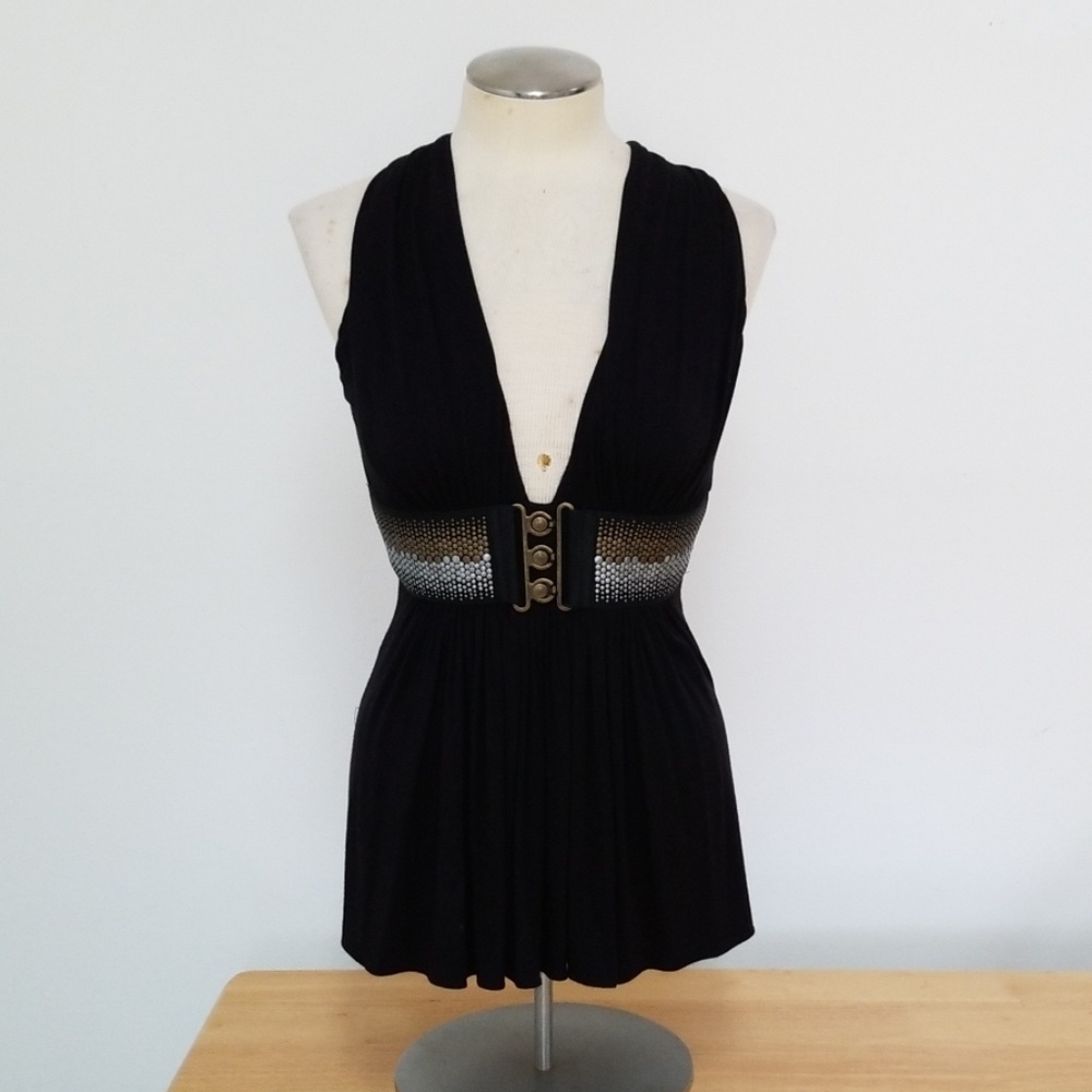 SKY DESIGNER BLACK TWISTED BACK TOP SZ M